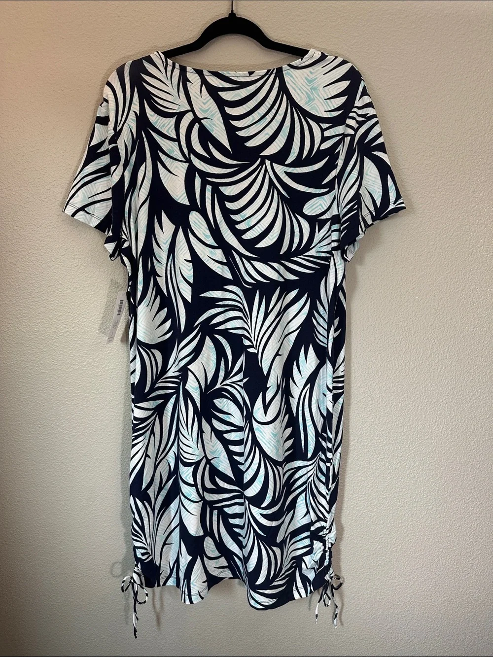 Chico Swimcover  Dress size  3 with adjustable bottom Navy & Light Blue Leaf